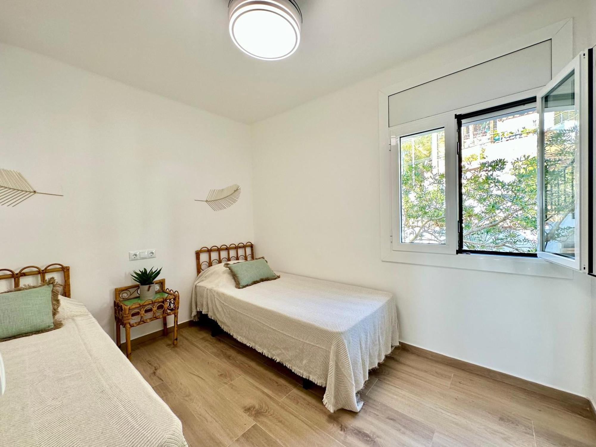 Apartamento Canyelles - Santa Barbara Sea View