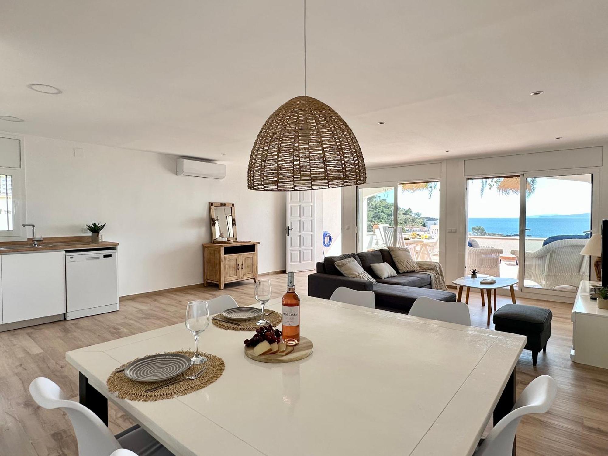 Canyelles - Santa Barbara Sea View
